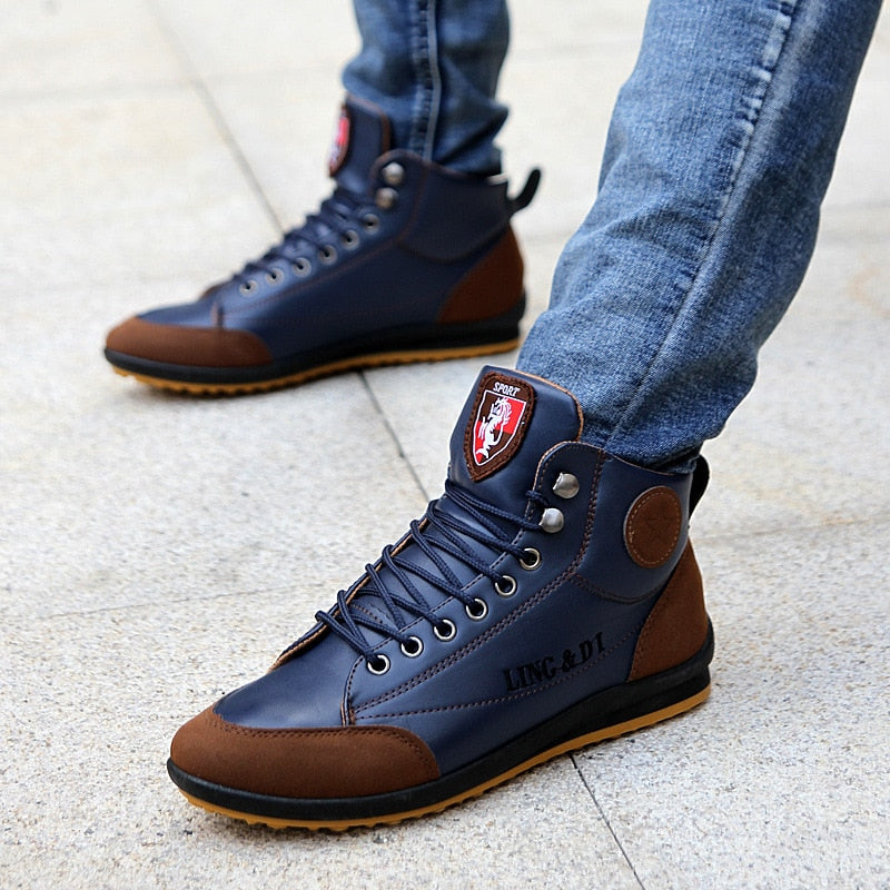 New Men Boots Fashion Men&#39;s Casual Shoes Leather Driving Shoes For Men Outdoor Walking Footwear Big Size 39-46 Zapatillas Hombre