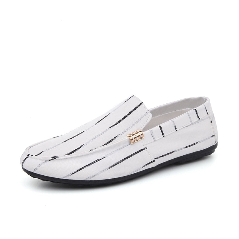 Men Loafers Spring Autumn Slip-On Men Casual Shoes Light Lazy White Canvas Flat Breathable Fashion Trend Male Footwear